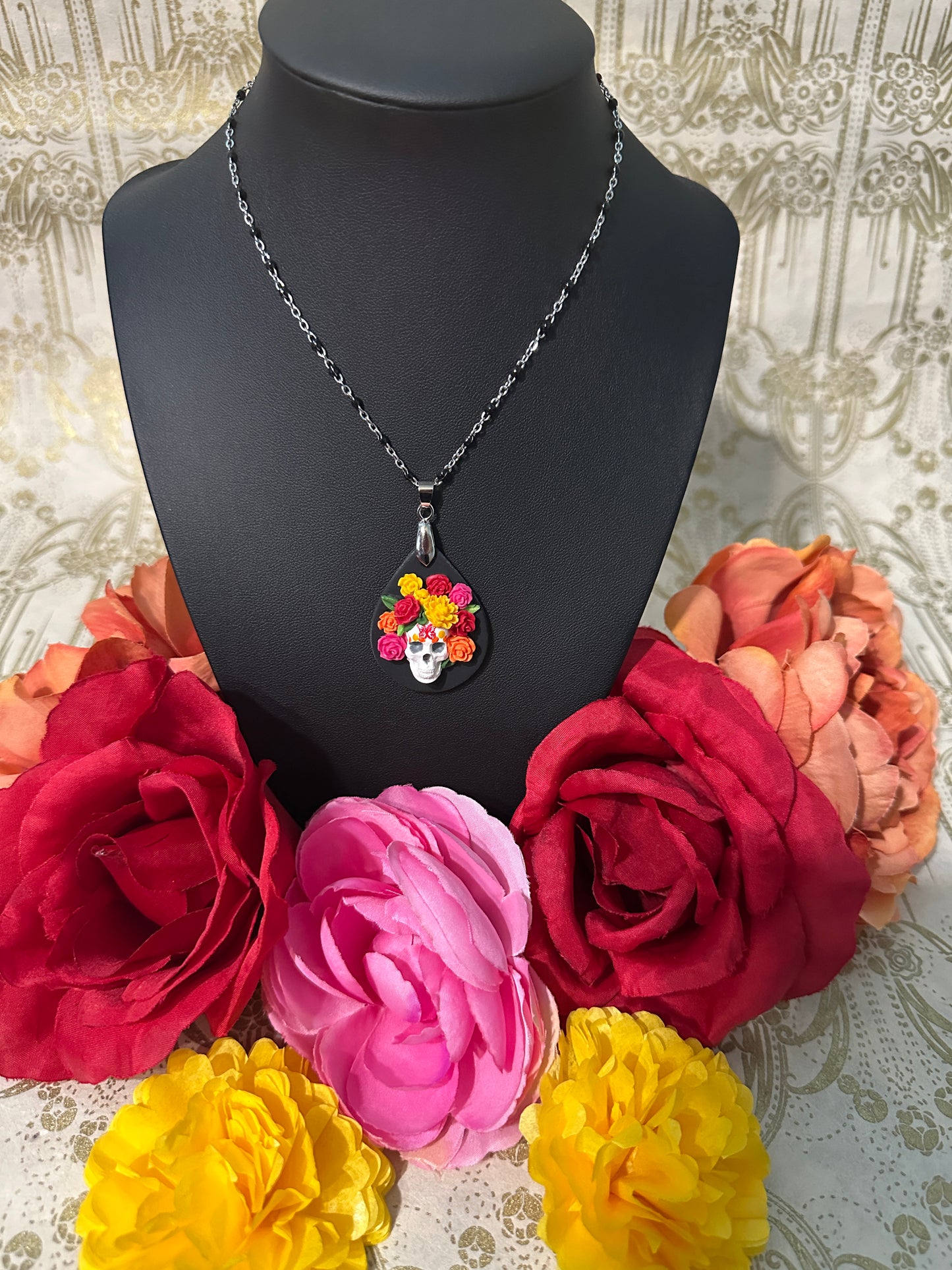 Tear Drop Catrina with flowers Necklace